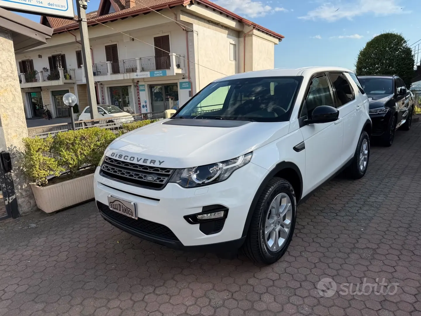 LAND ROVER DISCOVERY SPORT disponibile da Fratelli D’Amico