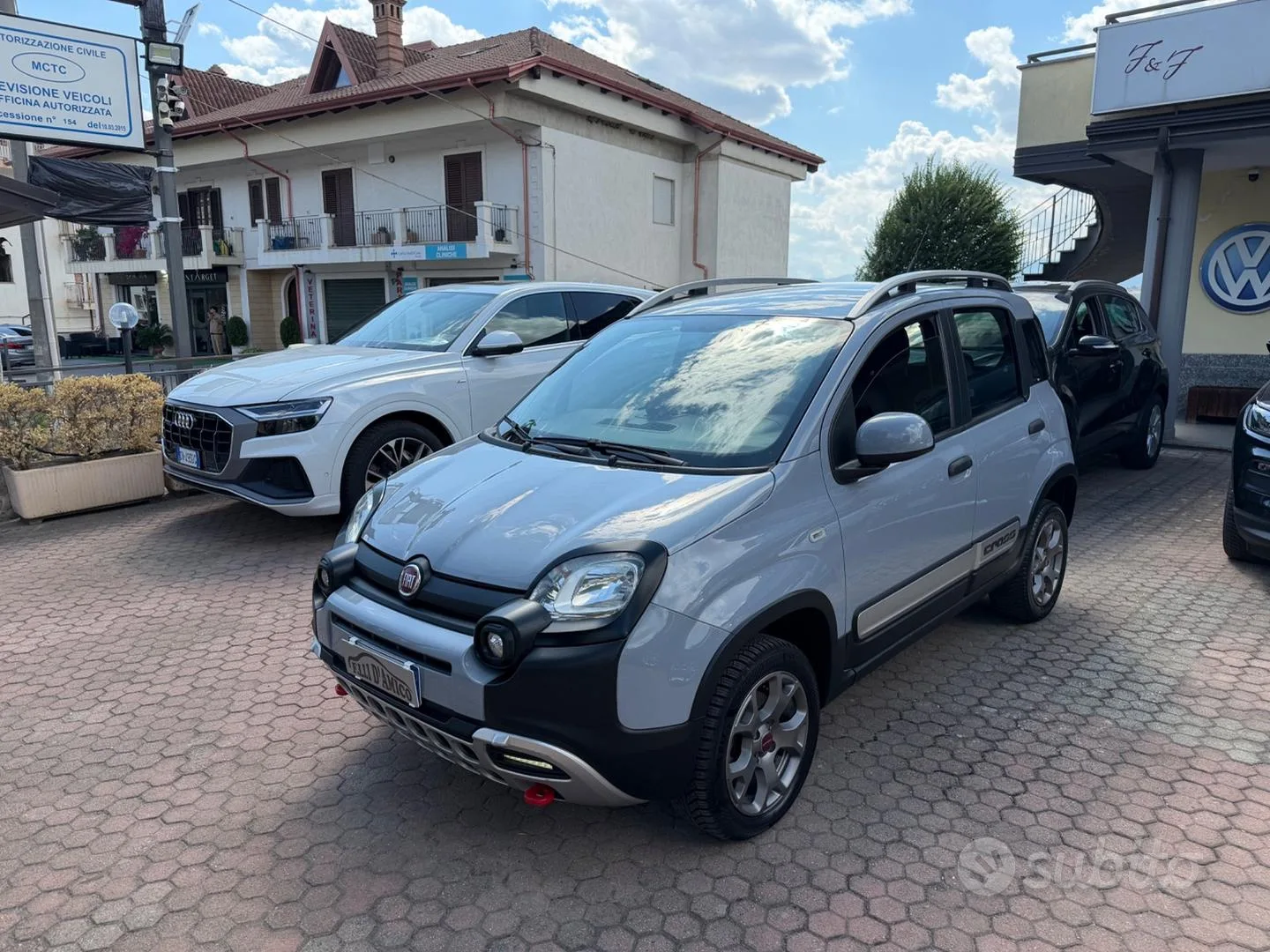 FIAT PANDA CROSS disponibile da Fratelli D’Amico